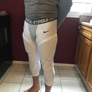 Nike Mens Pro Hyperstrong Tights 881963-100